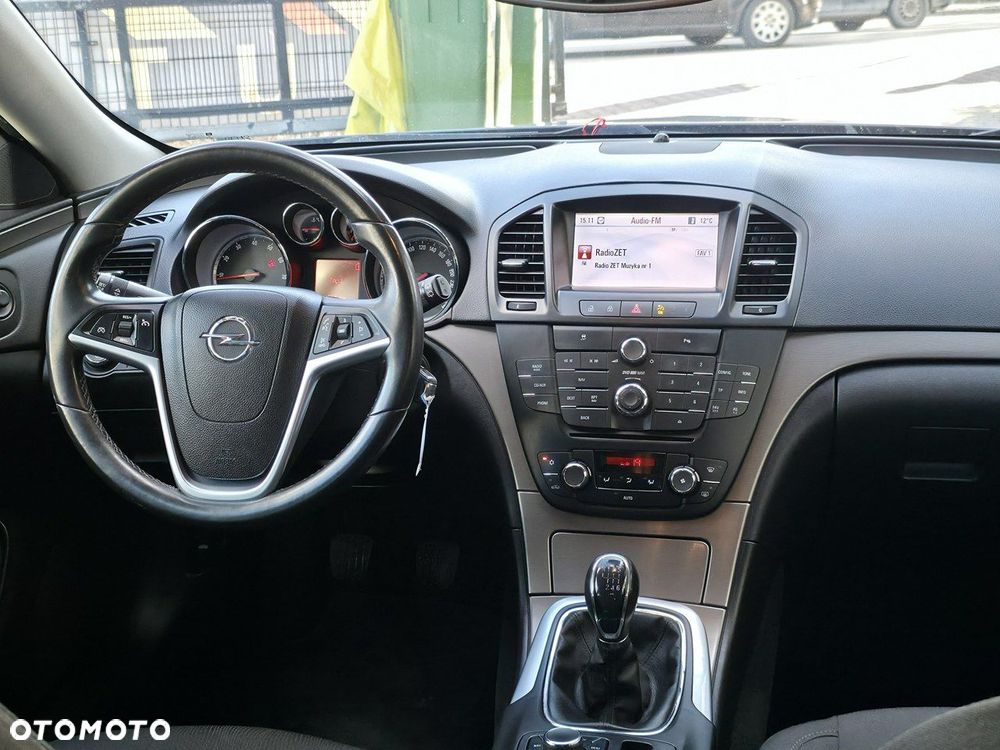 Opel Insignia - 12