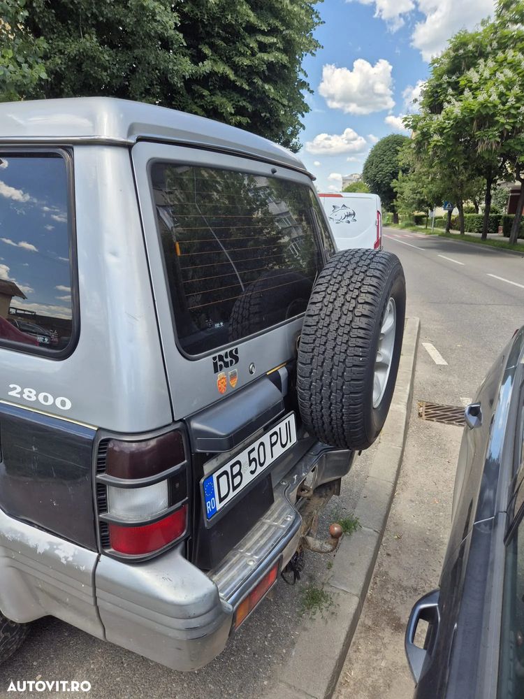 Mitsubishi Pajero - 3