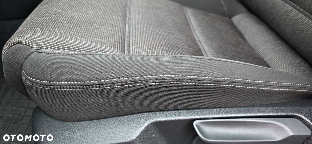 Volkswagen Passat 2.0 TDI BMT Highline DSG - 11