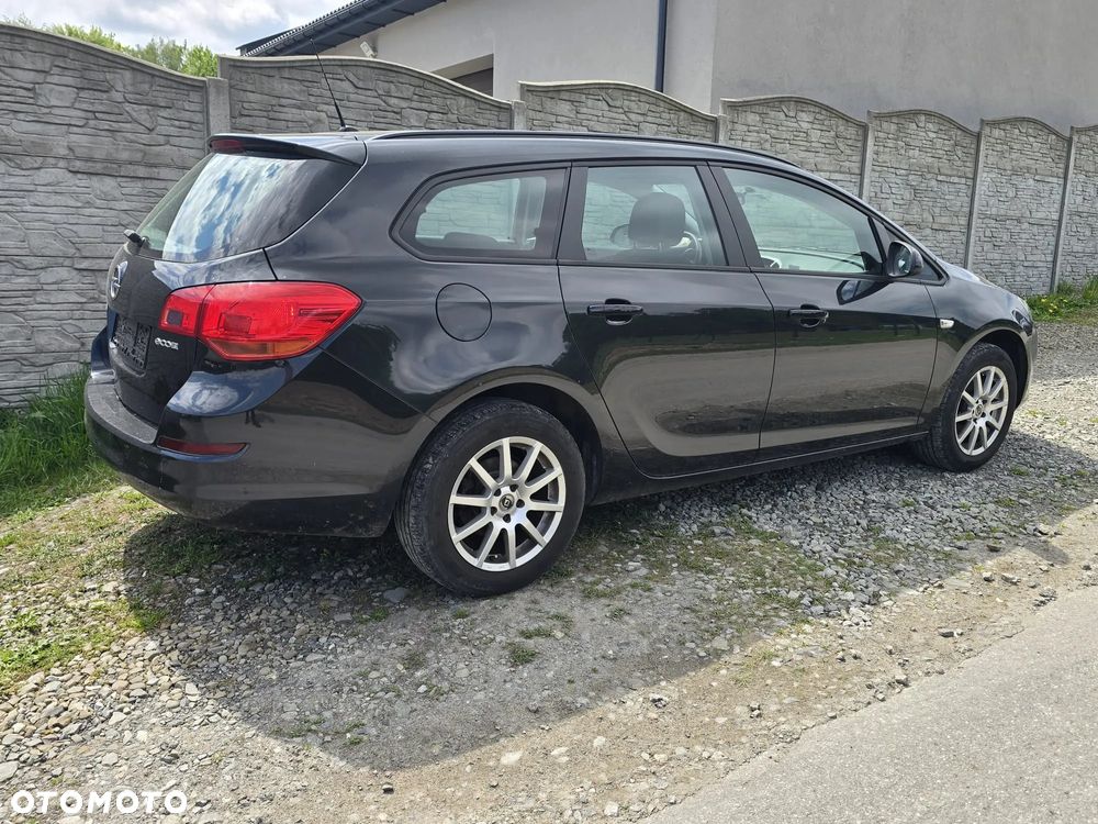 Opel Astra 1.4 150 Jahre - 4
