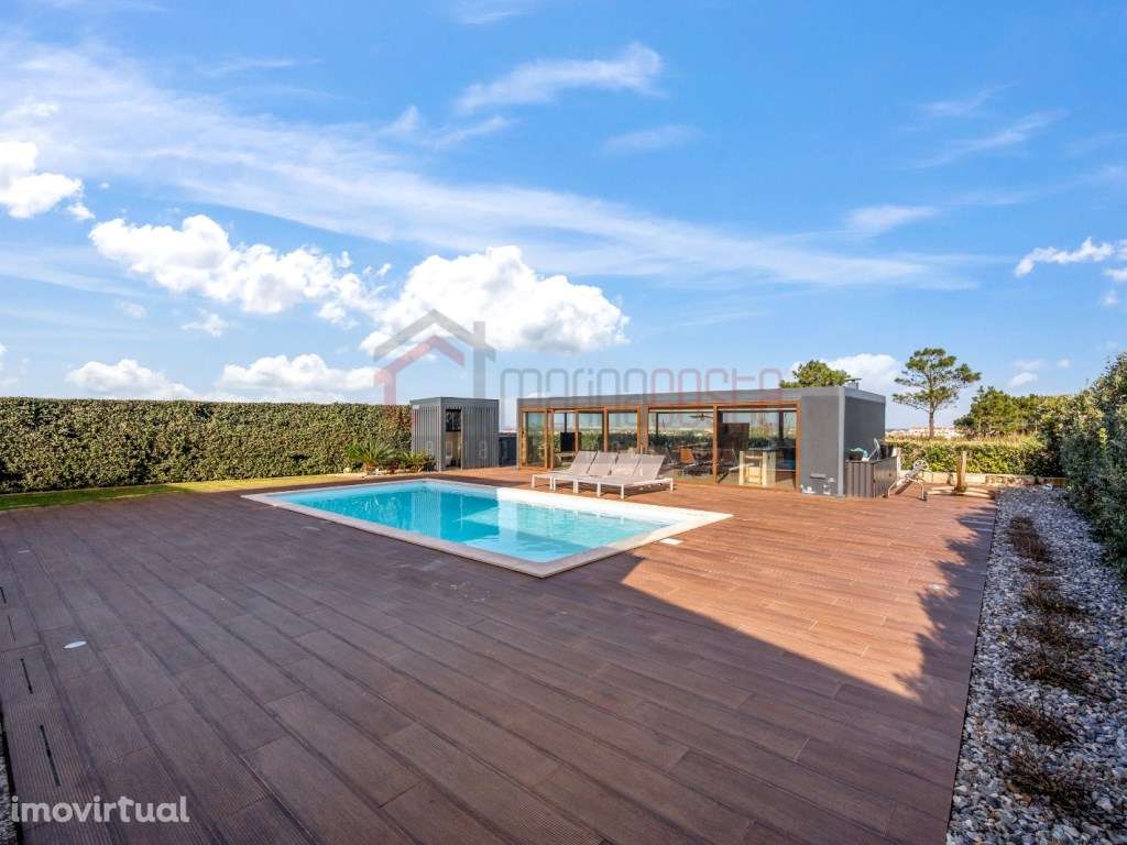 Moradia de Luxo T3 com Piscina e Vista Mar - Grande imagem: 2/45