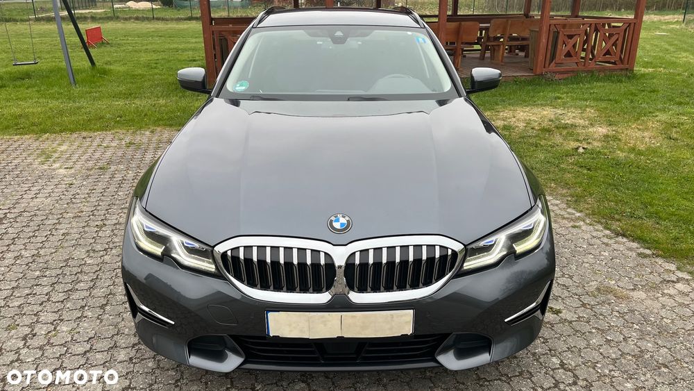 BMW Seria 3 320d Luxury Line Purity sport - 12