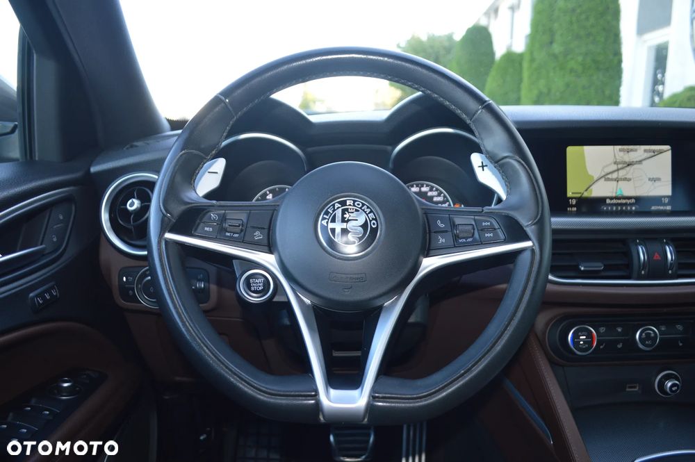 Alfa Romeo Stelvio - 20