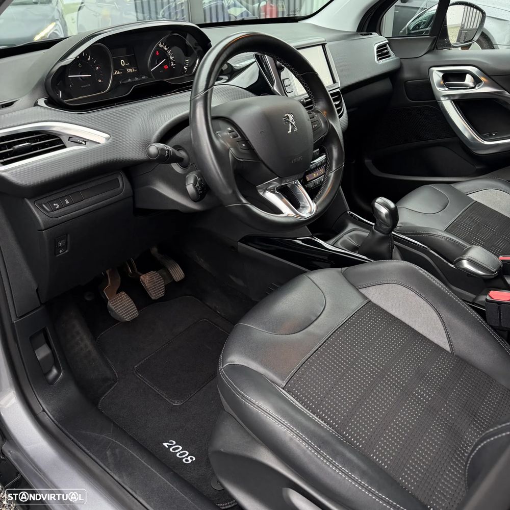 Peugeot 2008 1.6 BlueHDi Allure - 3