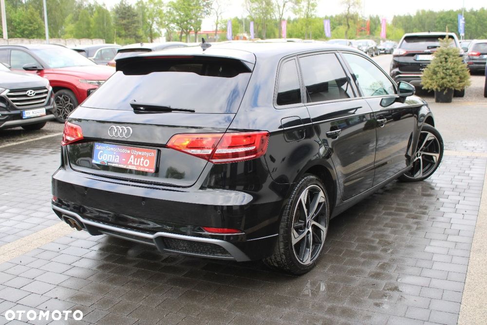 Audi A3 Sportback - 6