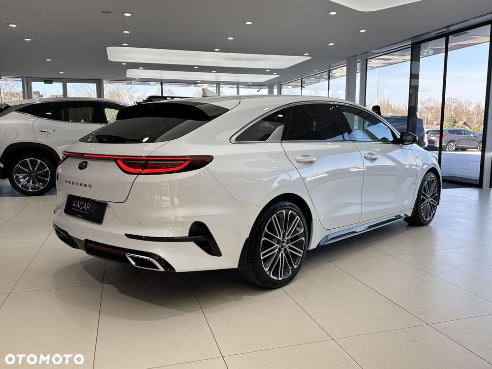 Kia ProCeed - 5