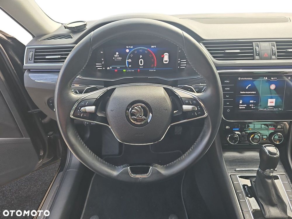 Skoda Superb 2.0 TDI SCR Style DSG - 20