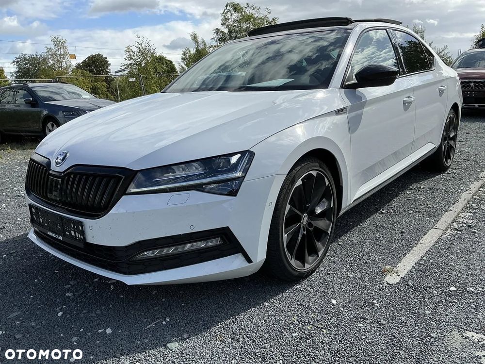 Skoda Superb 2.0 TDI SCR Sportline DSG - 1