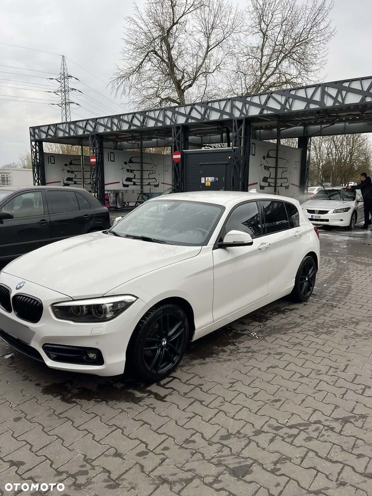 BMW Seria 1 118i - 1