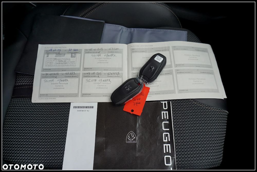 Peugeot 3008 225 e-EAT8 GT Pack - 39