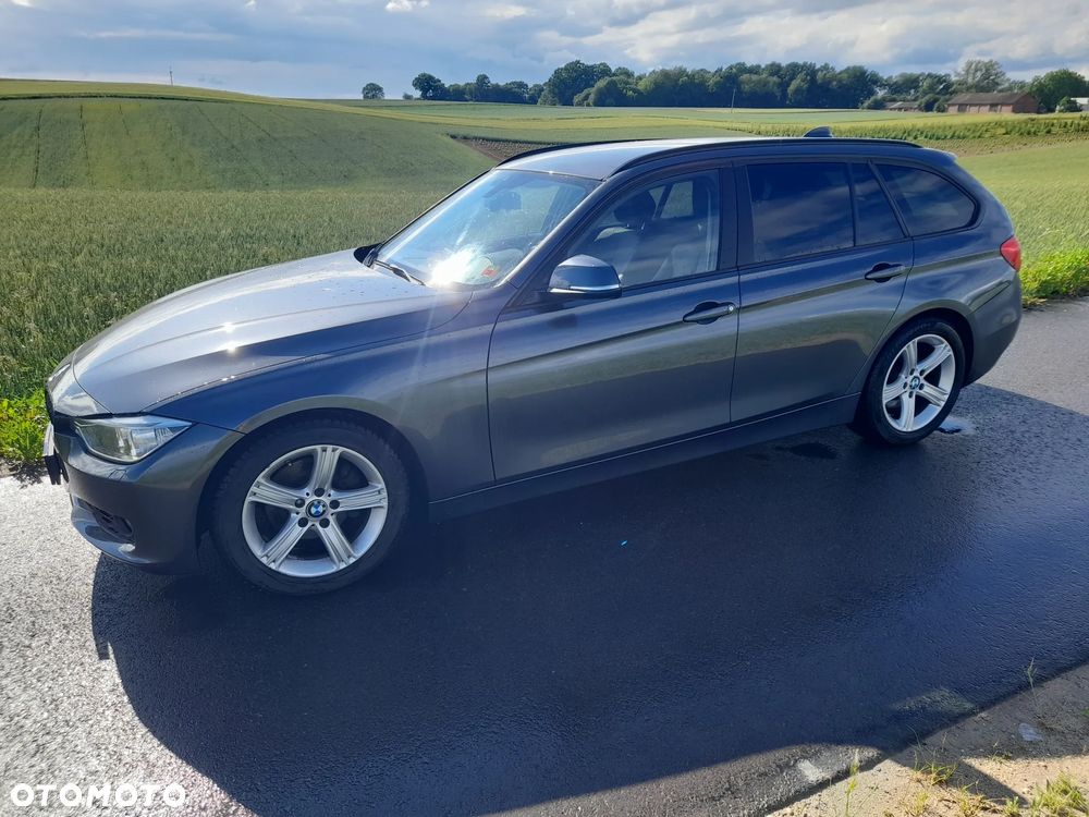 BMW Seria 3 320d Efficient Dynamics - 14