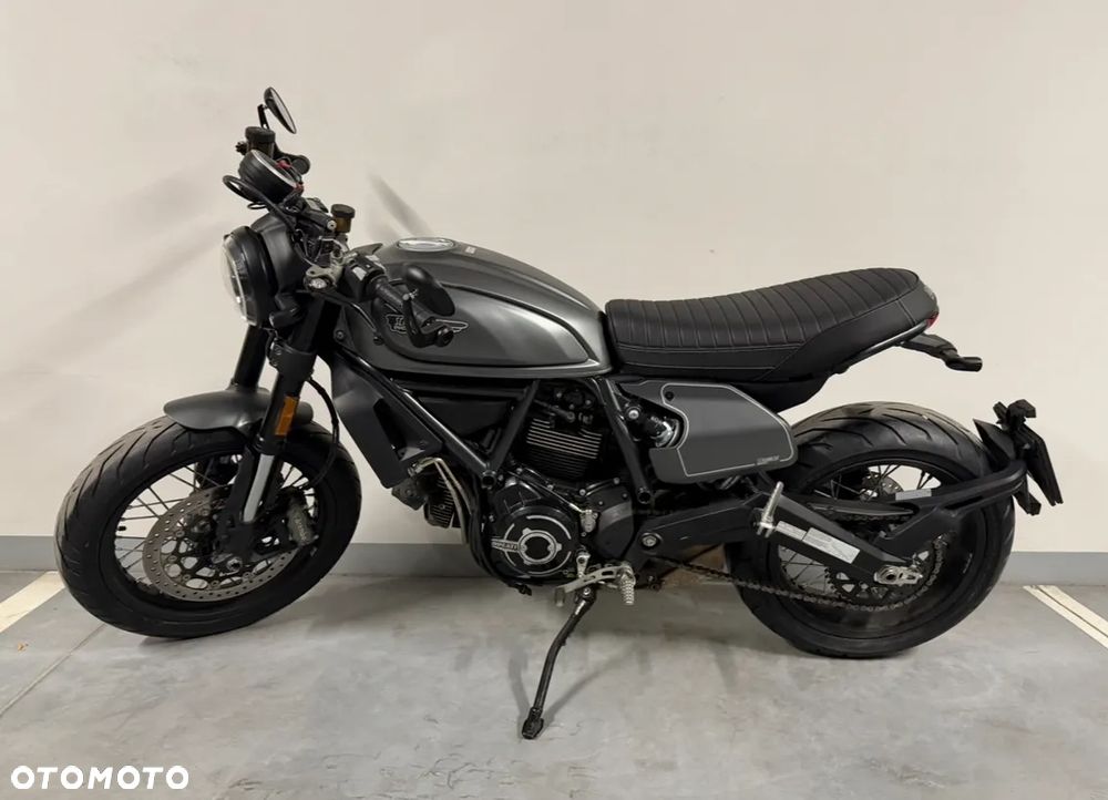 Ducati Scrambler - 1