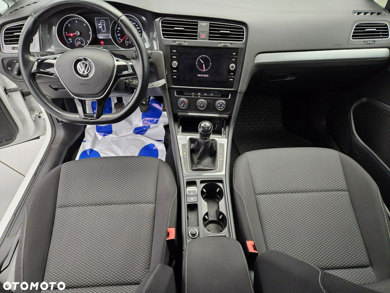 Volkswagen Golf - 13