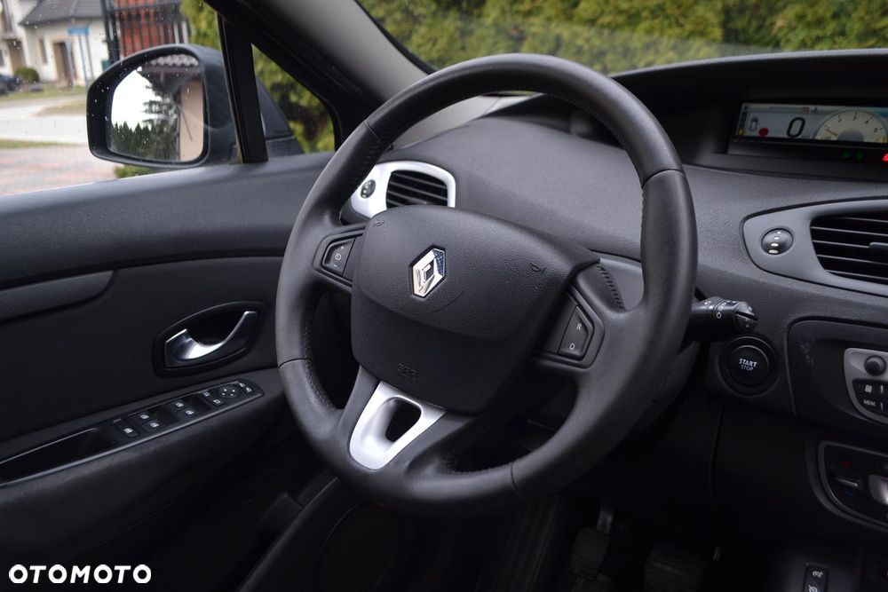 Renault Scenic 1.5 dCi Privilege - 30