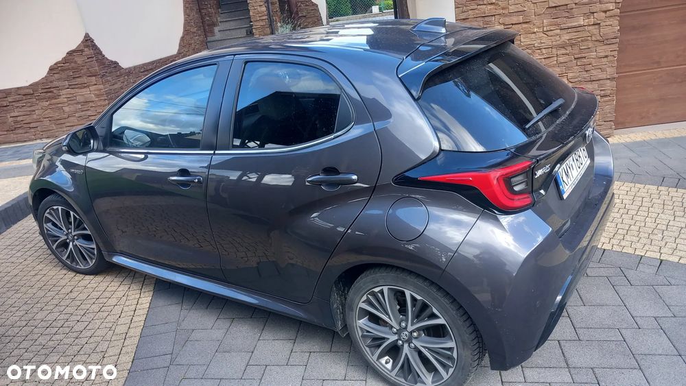 Toyota Yaris - 4