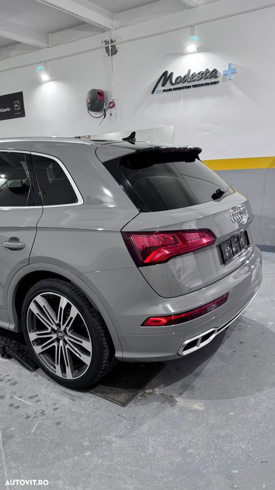 Audi SQ5 - 5