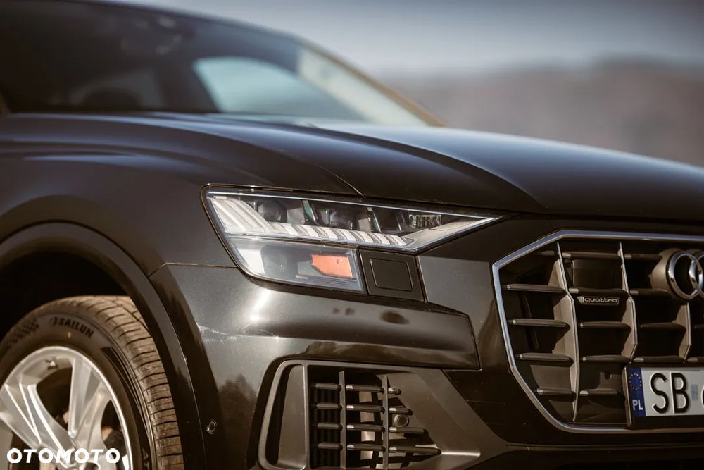 Audi Q8 55 TFSI quattro tiptronic - 22