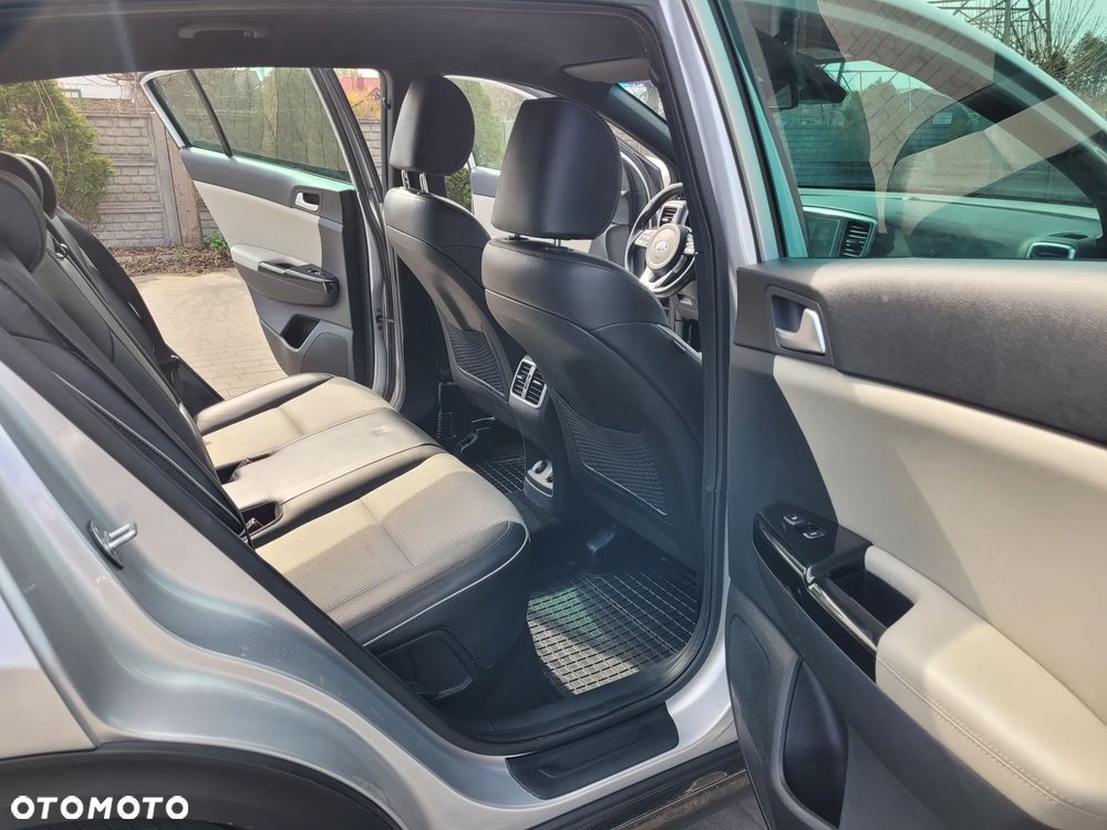 Kia Sportage 1.6 T-GDI AWD GT Line - 15