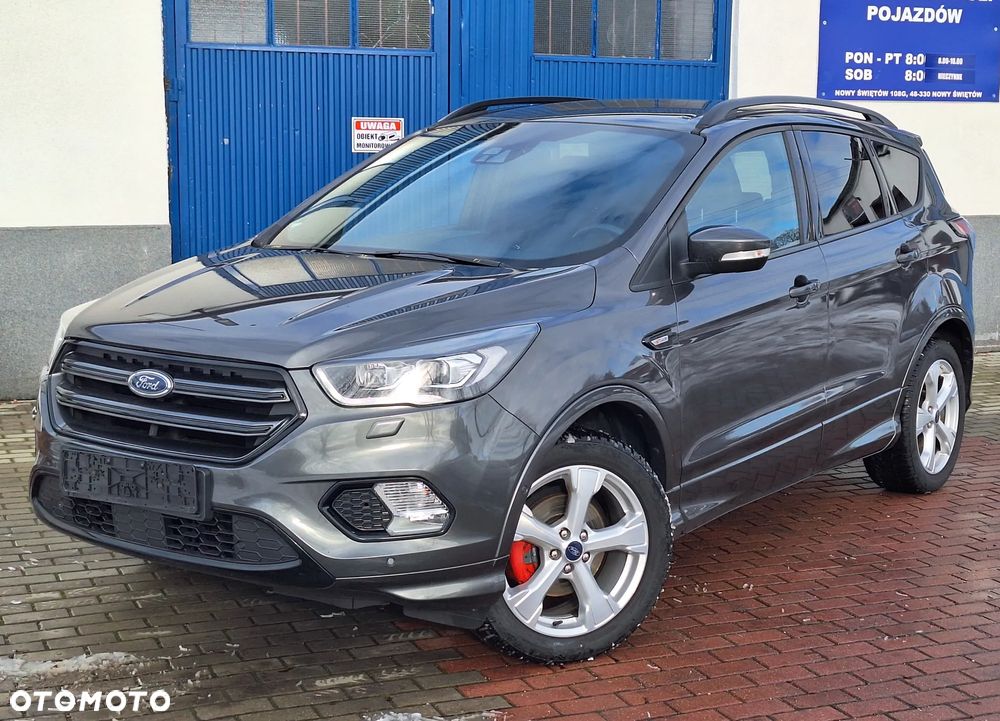 Ford Kuga 1.5 EcoBoost 2x4 ST-Line - 1