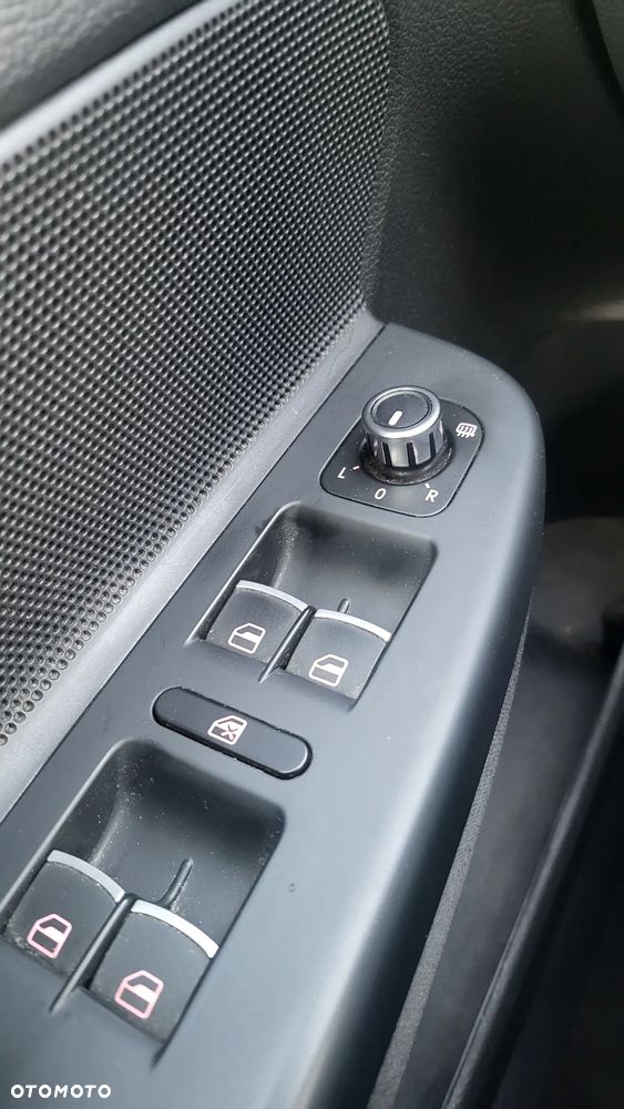 Volkswagen Golf 1.2 TSI BlueMotion Technology Style - 21