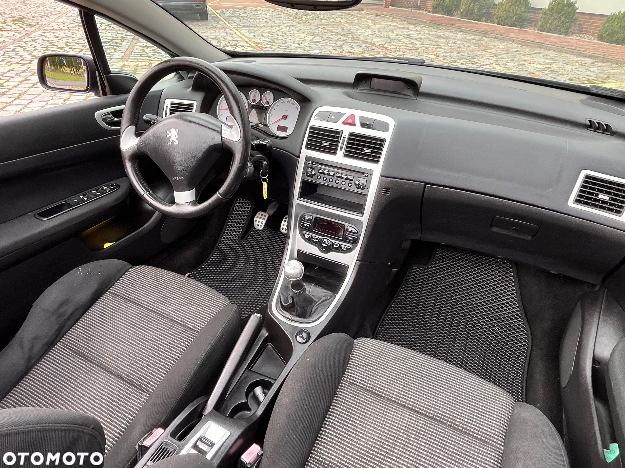 Peugeot 307 CC 2.0 - 34