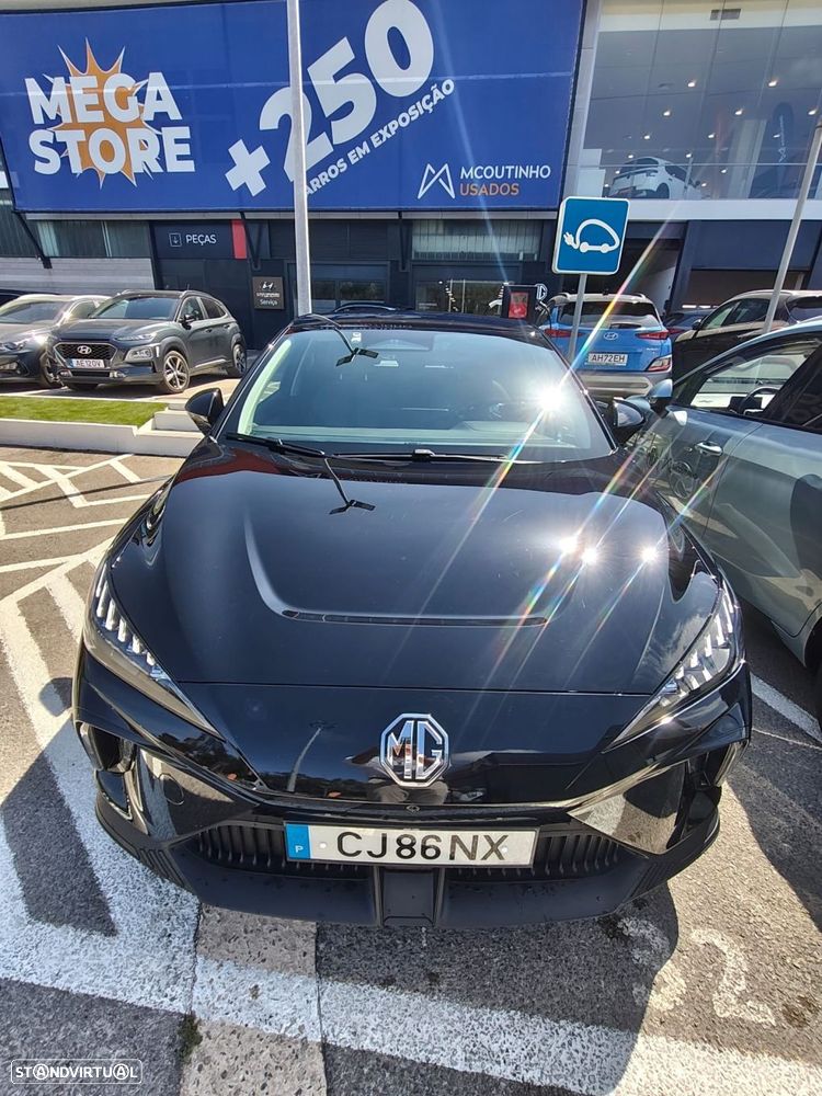 MG MG4 64 kWh Luxury - 1