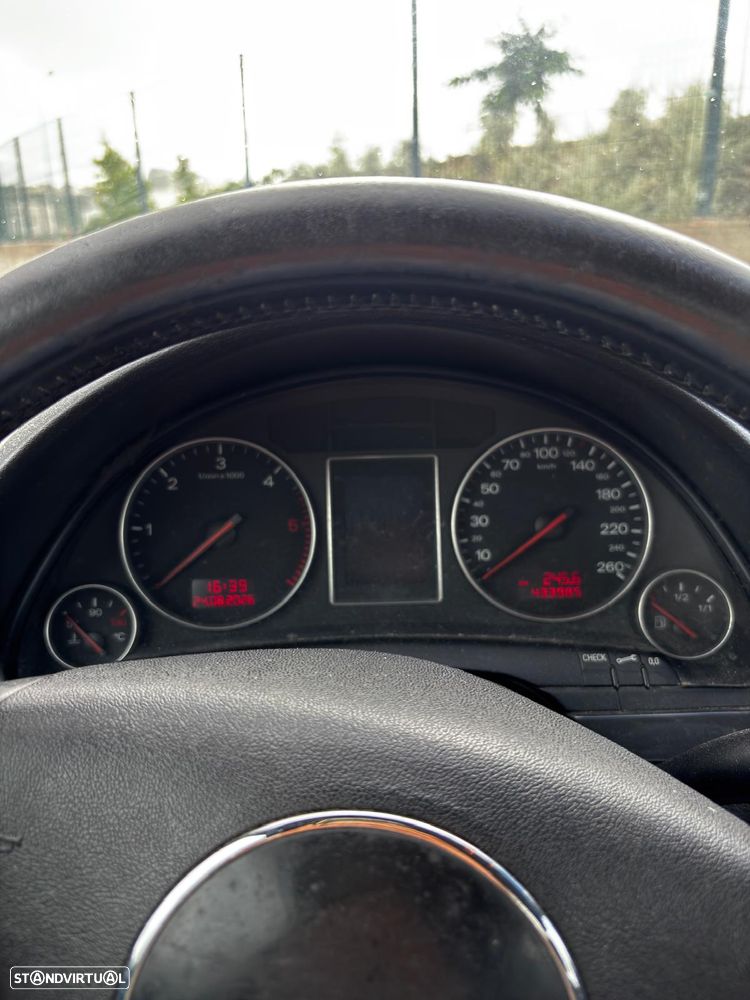 Audi A4 1.9 TDI - 9