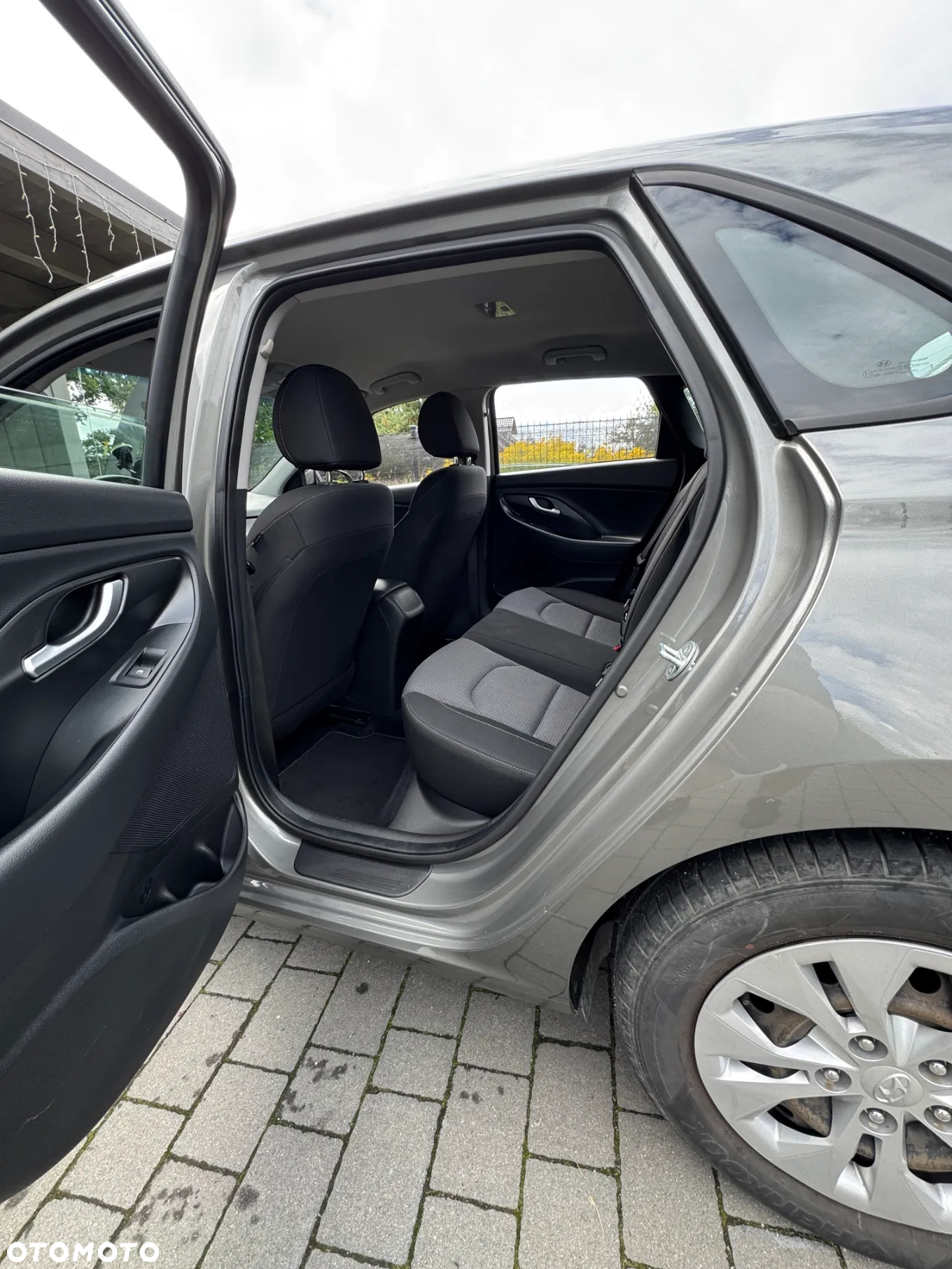 Hyundai i30 1.4 Classic + - 16