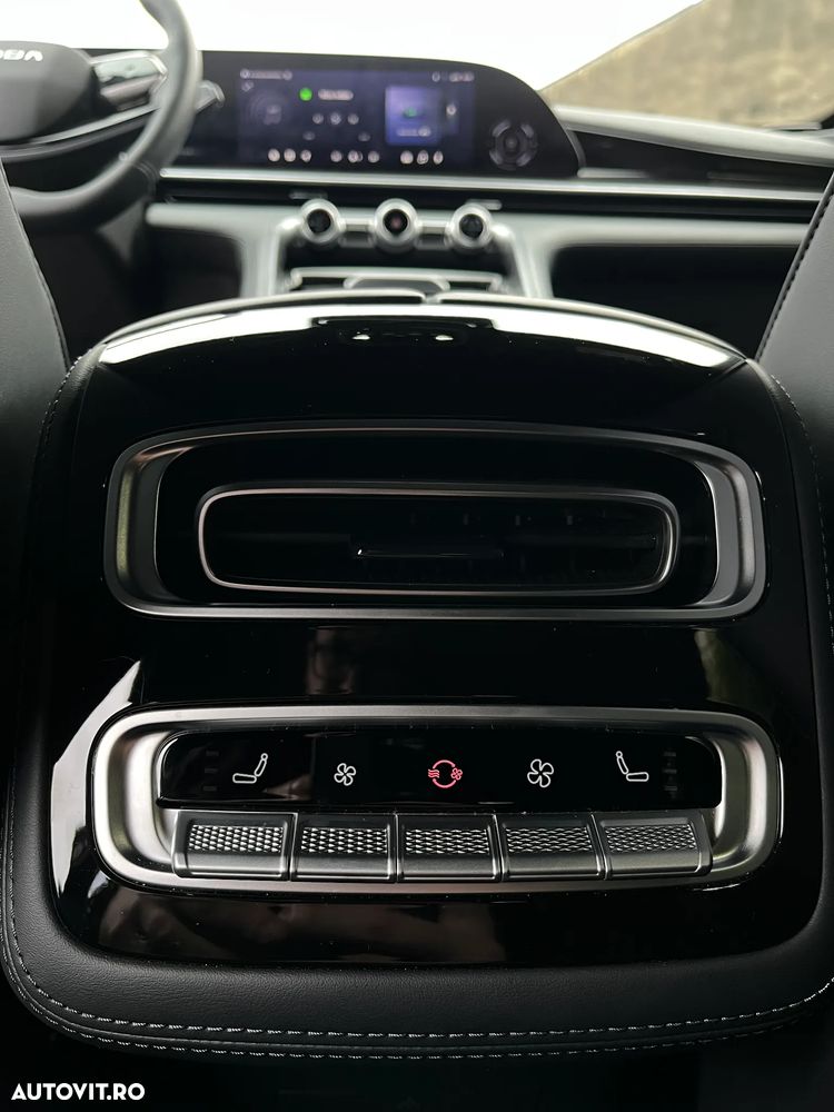Omoda 9 1.5 TGDI 3DHT PHEV Exclusive - 13