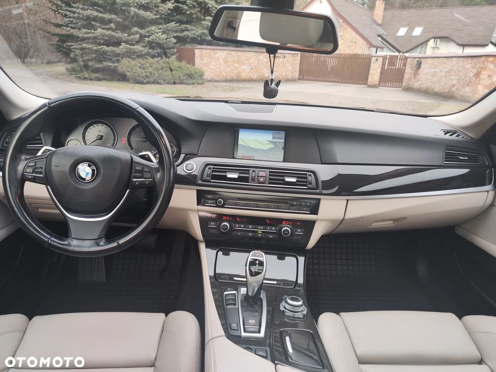 BMW Seria 5 520d Luxury Line - 6
