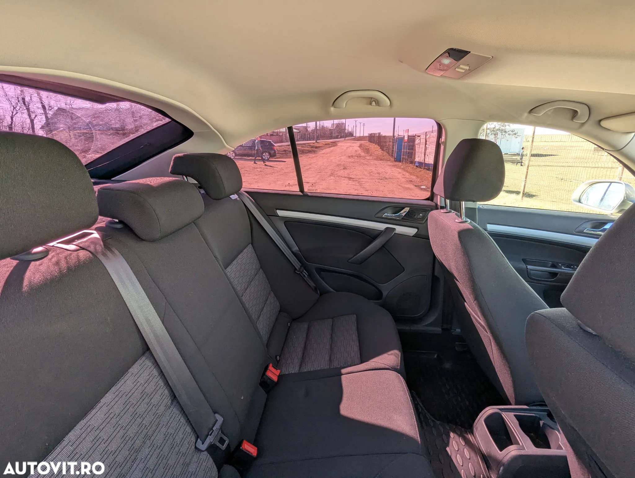 Skoda Octavia 1.4 TSI Ambition - 6