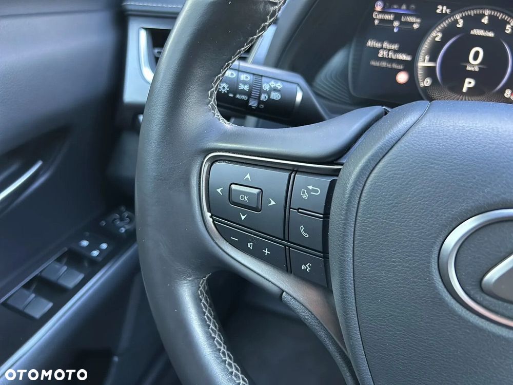 Lexus UX 200 GPF F Impression 2WD - 21