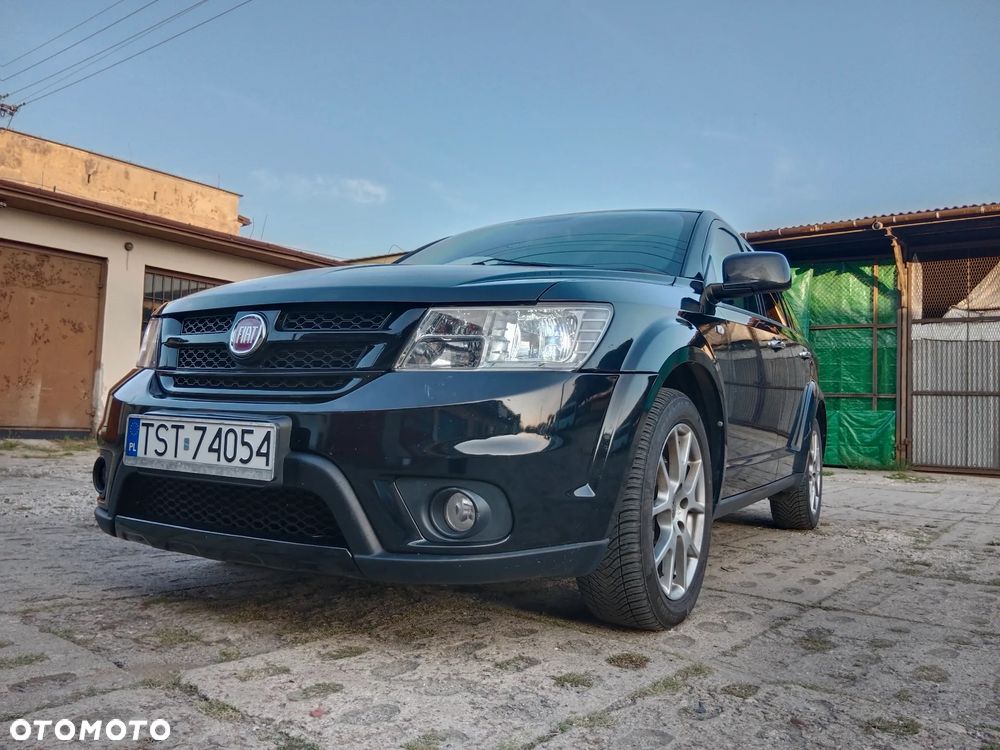 Fiat Freemont 2.0 Multijet 16V DPF Automatik Allrad Lounge - 2