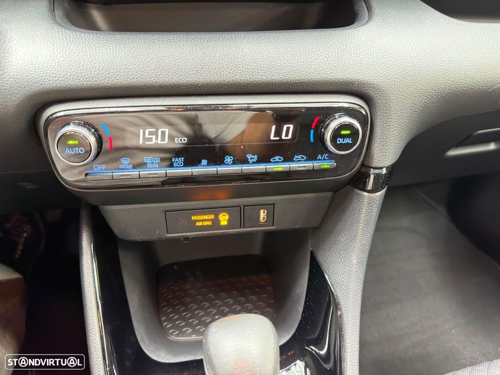 Toyota Yaris 1.5 HDF GR Sport - 24