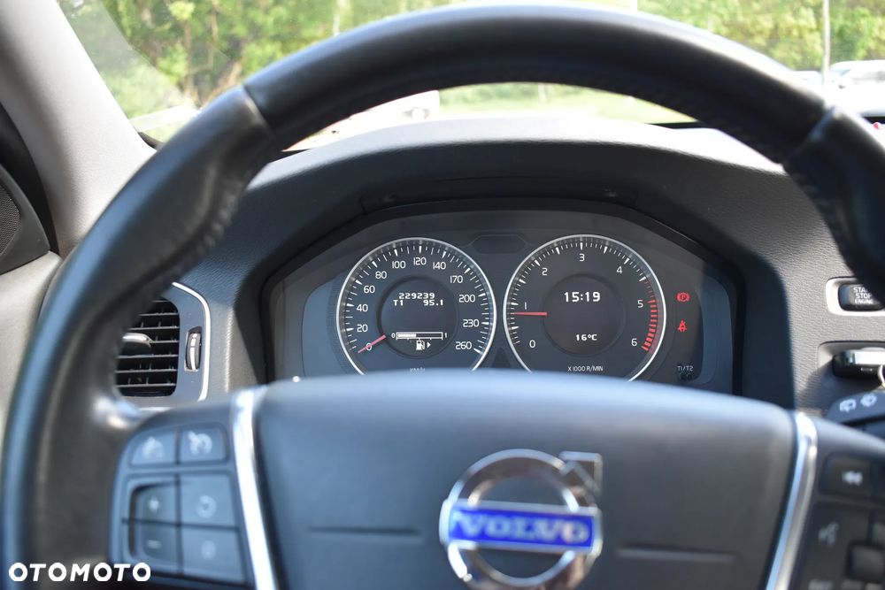 Volvo V60 D3 Ocean Race - 8