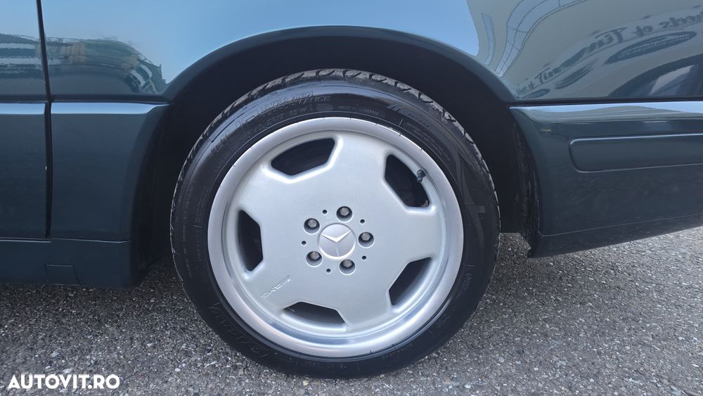 Mercedes-Benz SL - 12