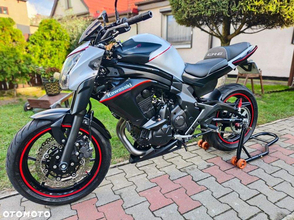Kawasaki ER - 19