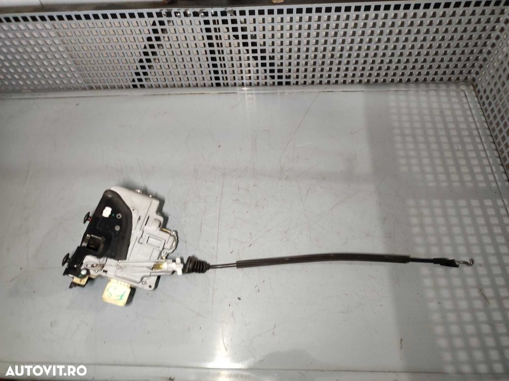 Broasca fata stanga volkswagen vw passat b6 b7 an 2005-2015 - 1