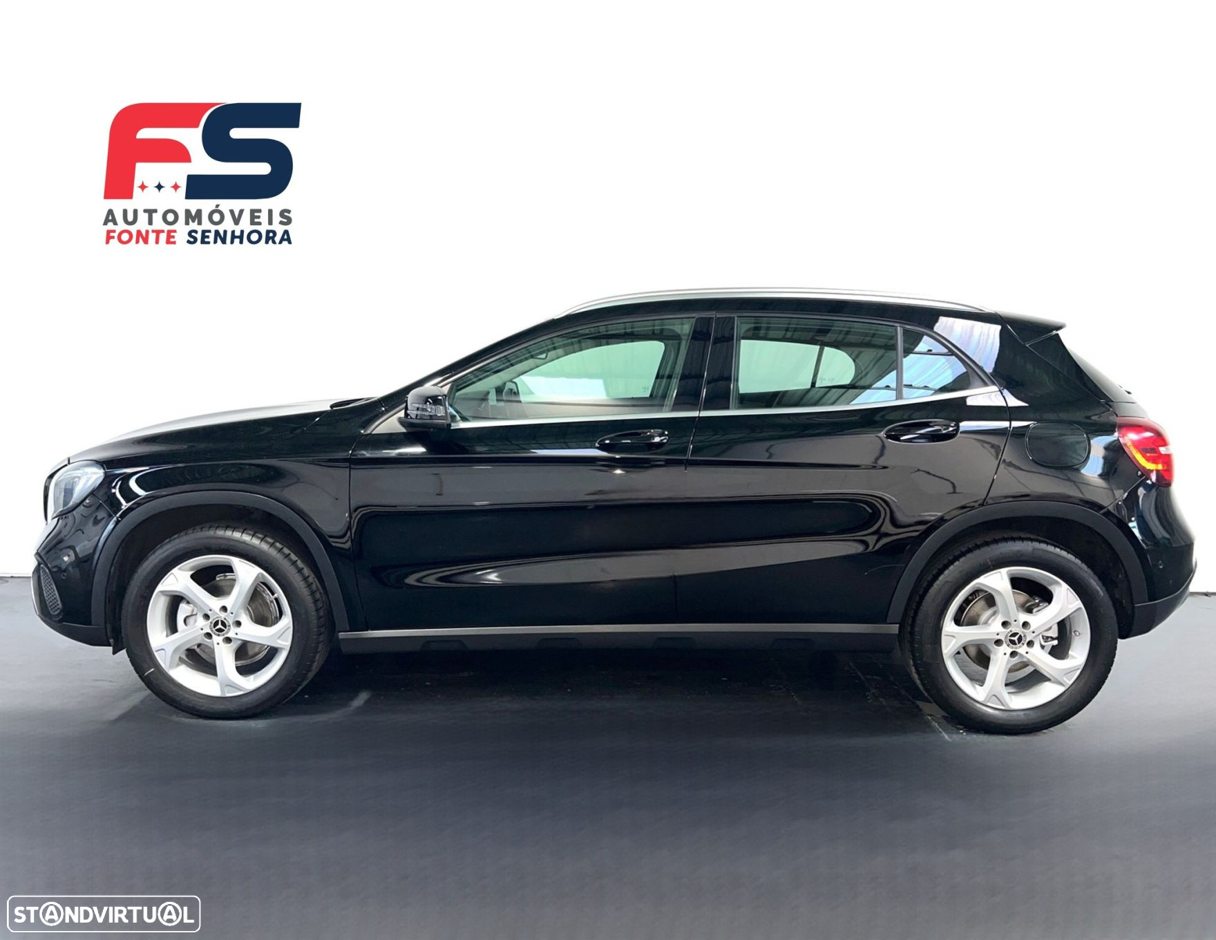 Mercedes-Benz GLA 180 d Urban - 3