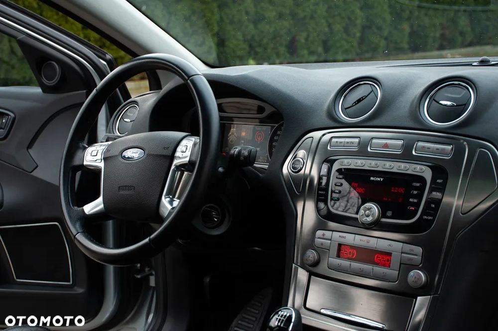 Ford Mondeo 2.0 TDCi Viva Titanium - 37