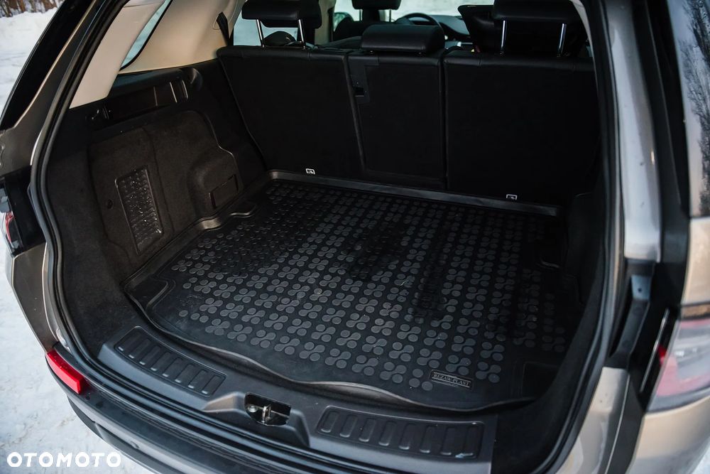 Land Rover Discovery Sport 2.0 D180 S - 9
