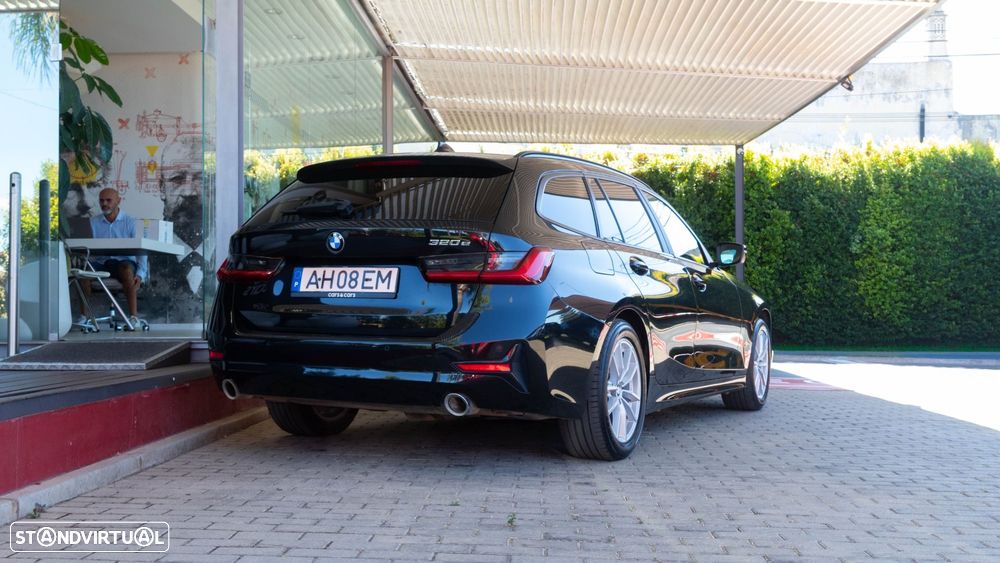 BMW 320 e Touring Corporate Edition Auto - 3