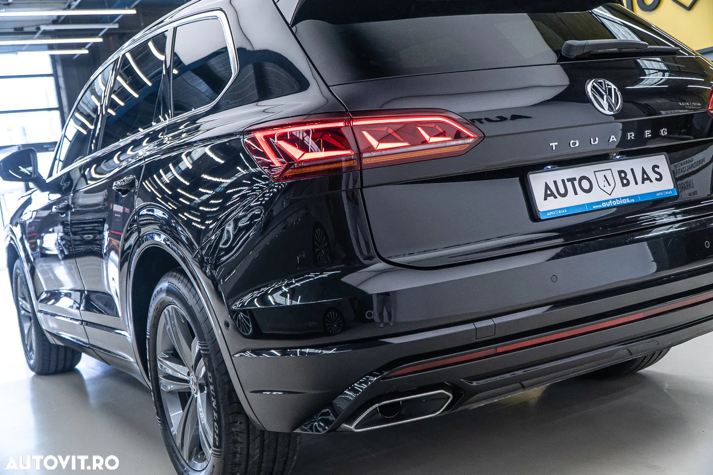 Volkswagen Touareg 3.0 V6 TDI 4Motion DPF Automatik R-Line - 39