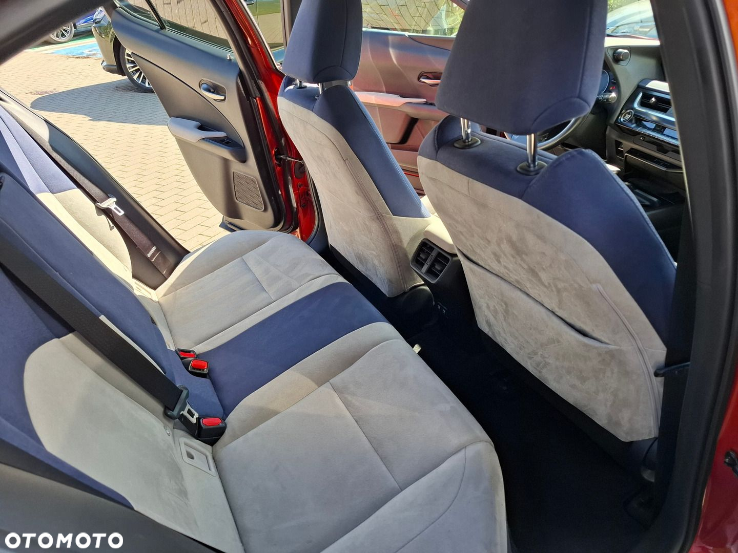 Lexus UX 200 Optimum 2WD - 23