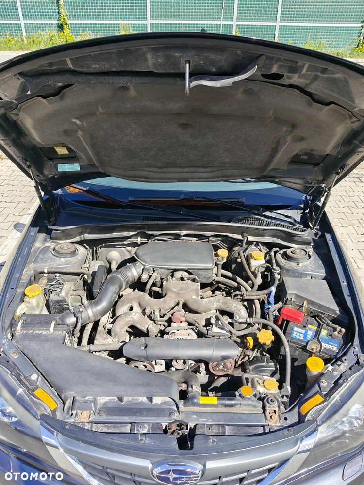 Subaru Impreza 2.0 RS - 18