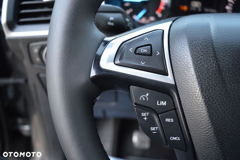 Ford S-Max - 21