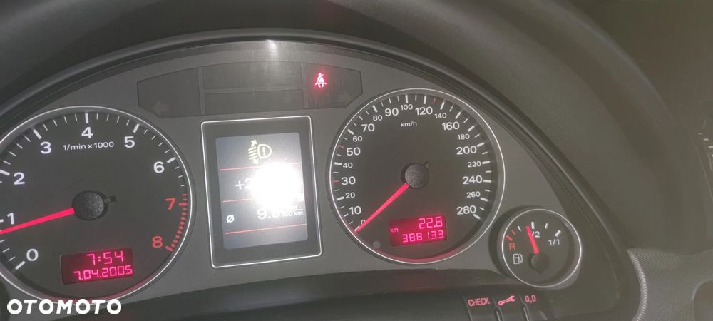 Audi A4 Avant 2.0T FSI Quattro - 6