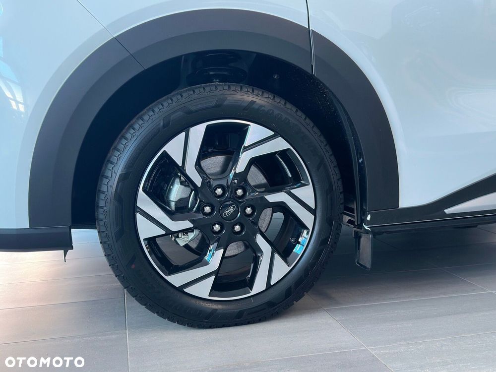 Ford Tourneo Custom - 8