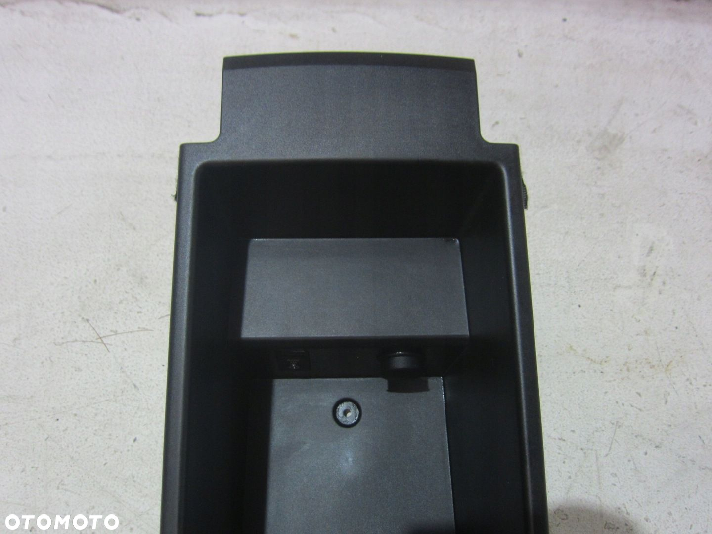 BMW X3 F25 F26 X4 SCHOWEK PODŁOKIETNIKA 51169184500 TUNEL 9184500 AUX USB - 3