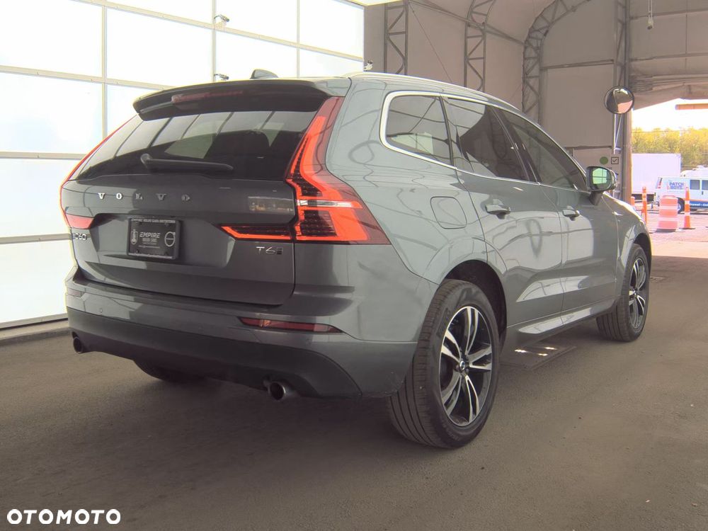 Volvo XC 60 T6 AWD Geartronic Momentum - 6